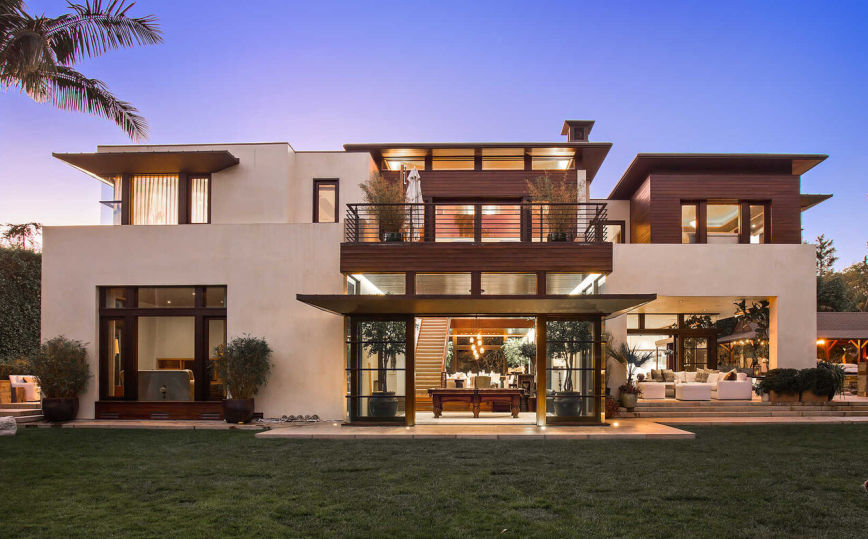 Matt Damon lists Californian mansion retreat for $A27 million
