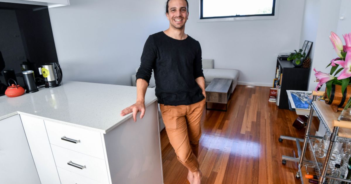 Melbourne Unit Rents Fall To Three Year Low As House Rents Get More Expensive Domain Rent Report