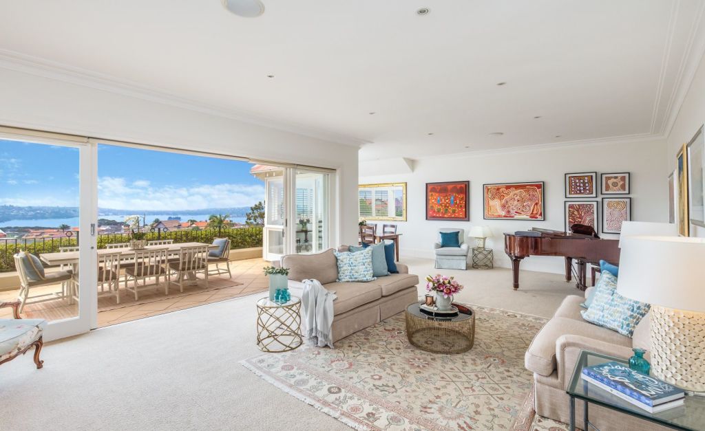 2/47 Bradleys Head Road, Mosman. Photo: Raine & Horne Mosman