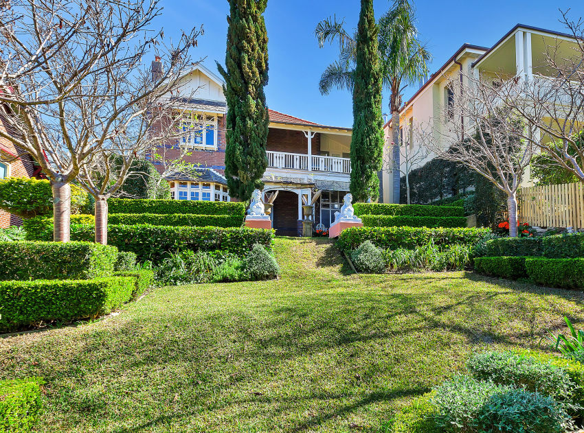 The Federation mansion has scored a major renovation since it last traded in 1997 in a derelict state for $1.6 million.