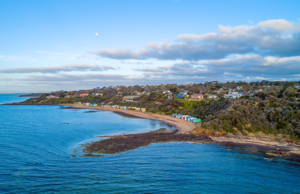 Queueing to rent $3000 a week houses: Melbourne's posh suburbs