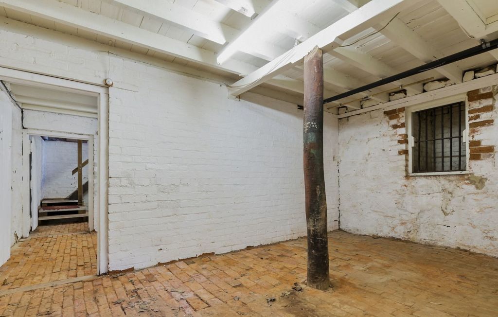 The Manor House in Bacchus Marsh seeks historyloving buyer at 1.45