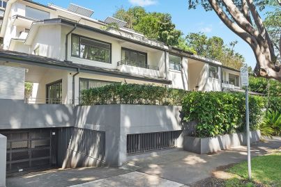 Waterside Sydney apartment smashes auction reserve by $1.1m in hot weekend