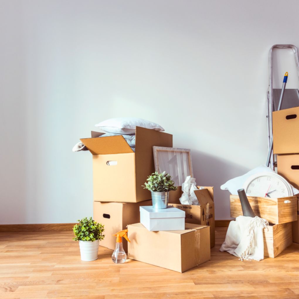 How to pack when moving home