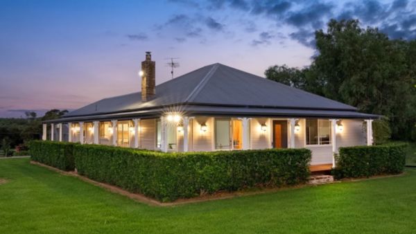 Historic NSW home is listed for sale for the first time in 185 years