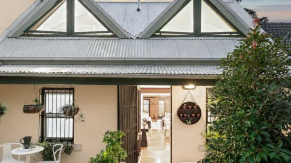 'Bin night with Albo': Prime Minister Anthony Albanese's former Newtown home for sale