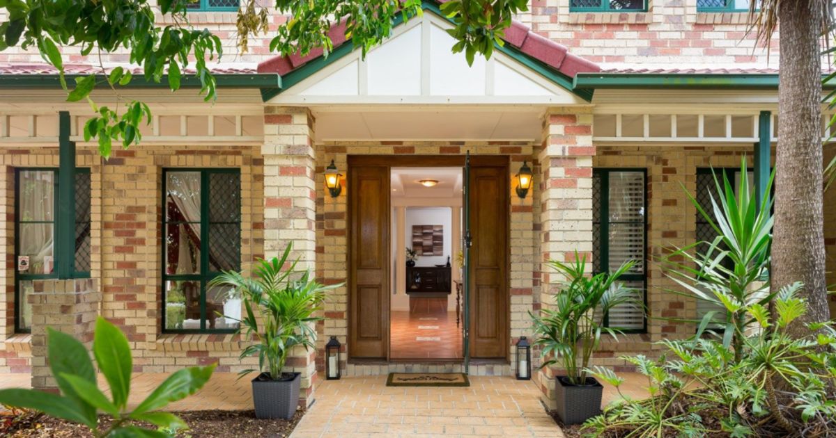 The Queenslander in the 1990s When housing went big