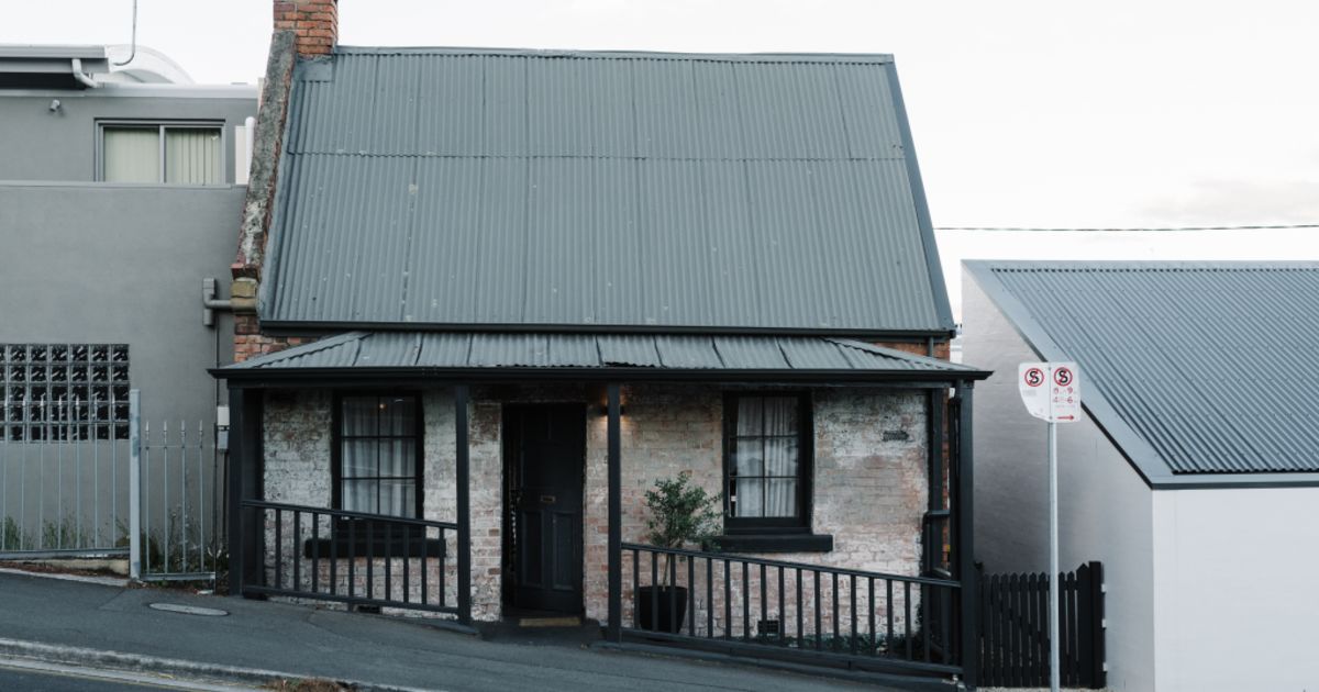 Before And After How Captains Cottage Was Transformed In Eight Days