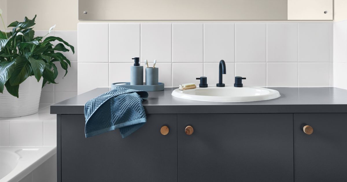 Five Ways To Refresh Your Bathroom For Under 500 - Bathroom Tile Painting Adelaide Five Ways To Refresh Your Bathroom For Under 500 - Bathroom Tile Painting Adelaide