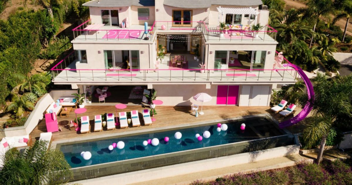 barbie dreamhouse pink