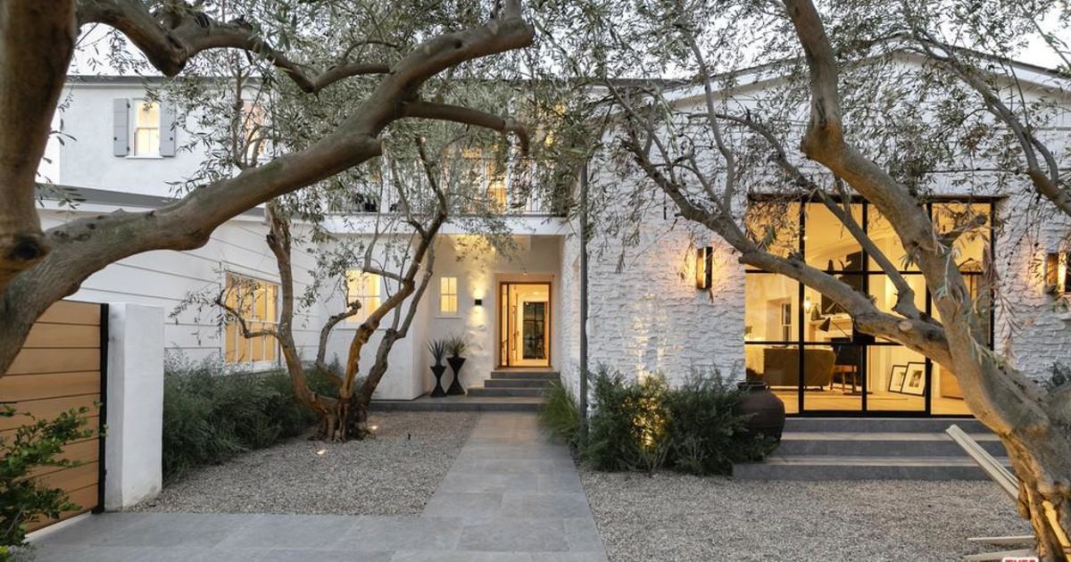 Justin Bieber, Hailey Baldwin Bieber list their 12.75