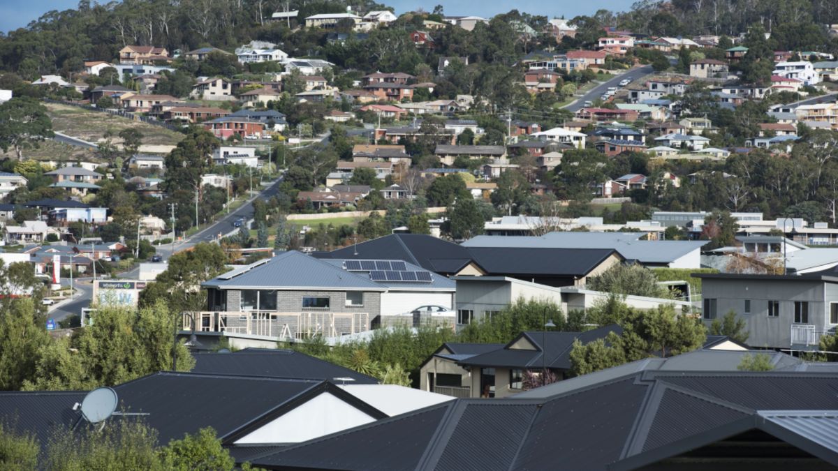 House prices fall by 2 per cent across Australia during June quarter:  Domain House Price Report