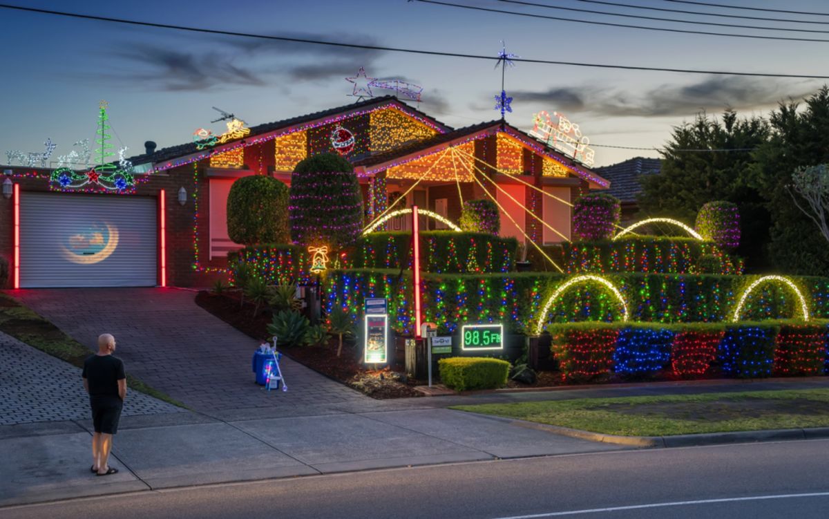 The Best Spots Around Australia To See Christmas Lights This Year