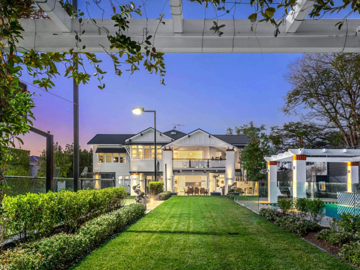 Is This The Ultimate Ascot Home A Piece Of History In Brisbane S Premier Suburb