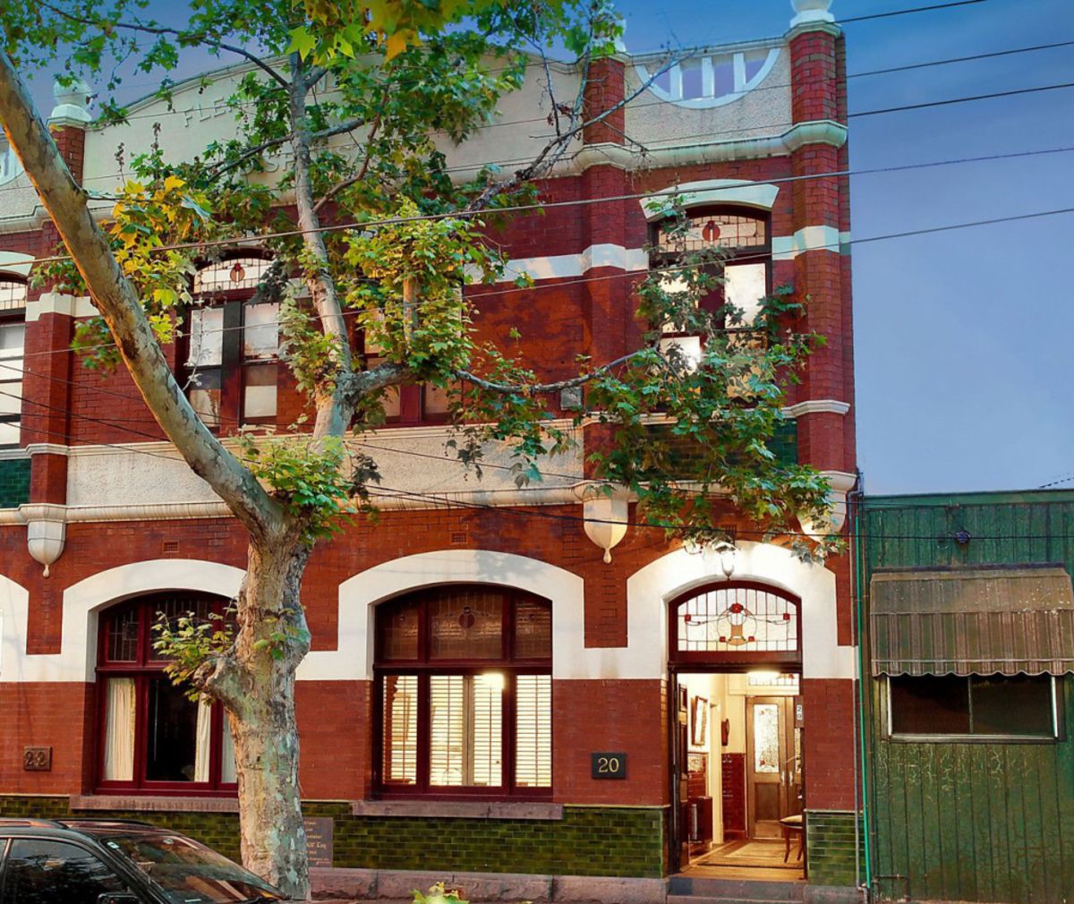 Modern Apartments For Sale Kensington Melbourne for Large Space