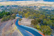 Trackside Mount Panorama property hits the market just in time for the Bathurst 1000