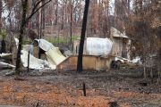 Building new homes in bushfire-prone areas should be avoided, a new report warns