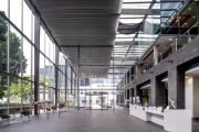 Qantas puts two buildings at its Sydney headquarters up for lease as part of cost-cutting