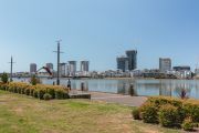 Wentworth Point: Bucking the trend of expensive waterside living