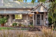 More than a third of home loan borrowers do not know their interest rate, survey says