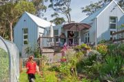 What a good son: The architect who designed a house in the Blue Mountains for his mum