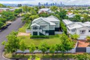 Brisbane rent prices soar to record highs amid strongest landlord market in a decade