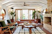 Byron Bay's Sunseeker hotel on the market