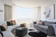'No sailing boats or nautical stripes': A classy makeover of a classic beachside home