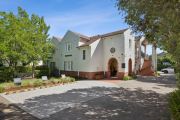 This commercial listing offers investors a high-exposure asset in Canberra’s Inner South