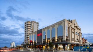 Lights, camera, action: Hoyts Cronulla hits the market for $30 million Lights, camera, action: Hoyts Cronulla hits the market for $30 million