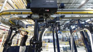 From robots to AI: Inside the modern warehouse