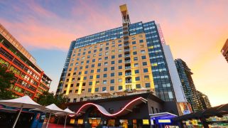 Green hotels winning over consumers, banks Green hotels winning over consumers, banks