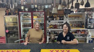 Residents list entire Queensland town Cooladdi for sale for $400,000 Residents list entire Queensland town Cooladdi for sale for $400,000