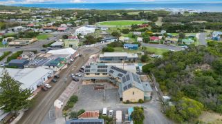 King Island Hotel for sale: Iconic Tasmanian pub seeks new publican