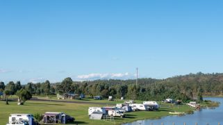 Queensland council launches caravan park lease tender Queensland council launches caravan park lease tender