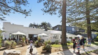 North Narrabeen waterfront asset offers cafe and DA approval for residence North Narrabeen waterfront asset offers cafe and DA approval for residence