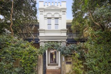 Inside the glamorous Victorian mansion in Bronte that's stood the test of time