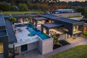 Modern Lilydale landmark with staggering proportions up for grabs