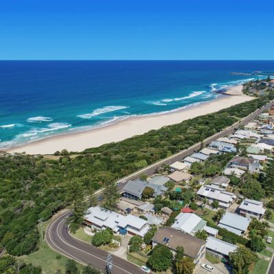 Rent prices continue to rise in NSW regional towns, pushing out locals