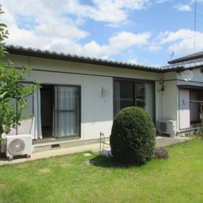 Why does Japan have empty homes?