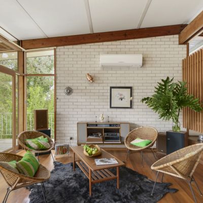 Mid-century house beats all expectation