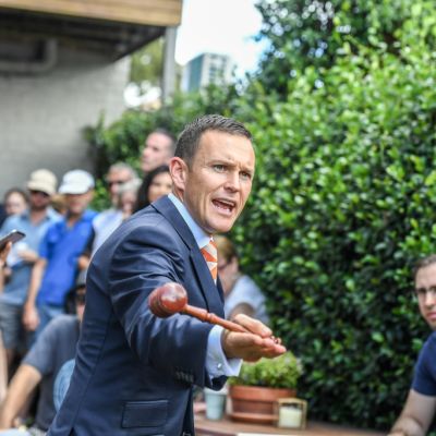 Mid-week auctions: Block of Woollahra units sells for a cool $7.2 million to investors – proceeds donated to good causes