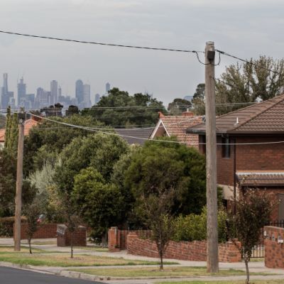 Melbourne COVID-19 hotspot suburbs at risk of ‘vicious cycle’: experts