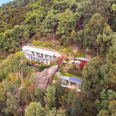 Eco-friendly Terra Dome home for sale