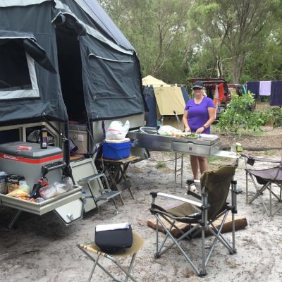 Living full time in a camper-trailer