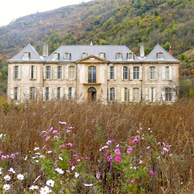 The Australian couple restoring an 18th century French chateau