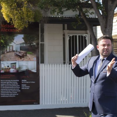 Melbourne auctions: buyers pounce on $1.11 million Collingwood cottage in ‘undersupplied’ spring market