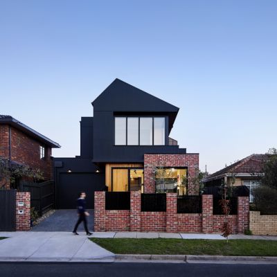 This Bentleigh house was too good to demolish, so the downsizing owner subdivided the backyard