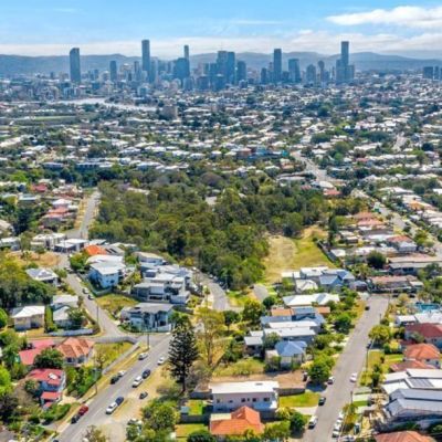 Brisbane rental market feels coronavirus effect as vacant properties rise