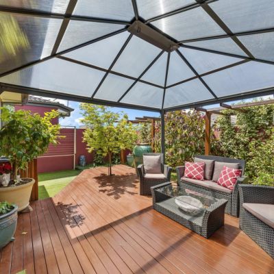 Casey home attracts 12 registered bidders